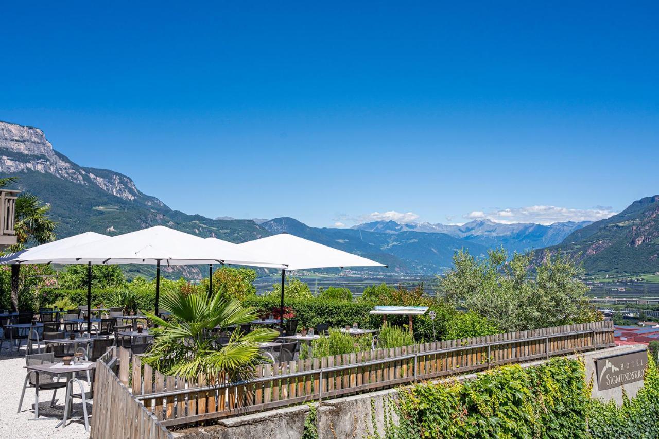 Hotel Sigmundskron Eppan an der Weinstraße Buitenkant foto