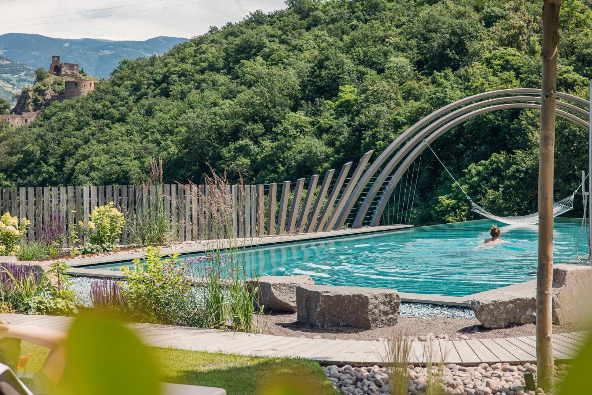 Hotel Sigmundskron Eppan an der Weinstraße Buitenkant foto
