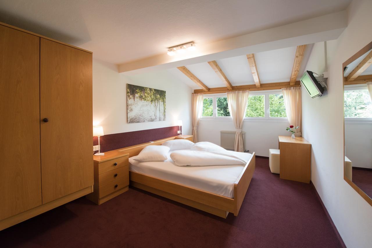 Hotel Sigmundskron Eppan an der Weinstraße Buitenkant foto